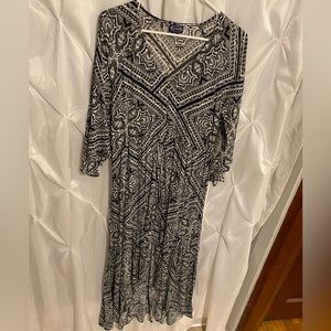 NWT Scoop NYC dress. Size Small.